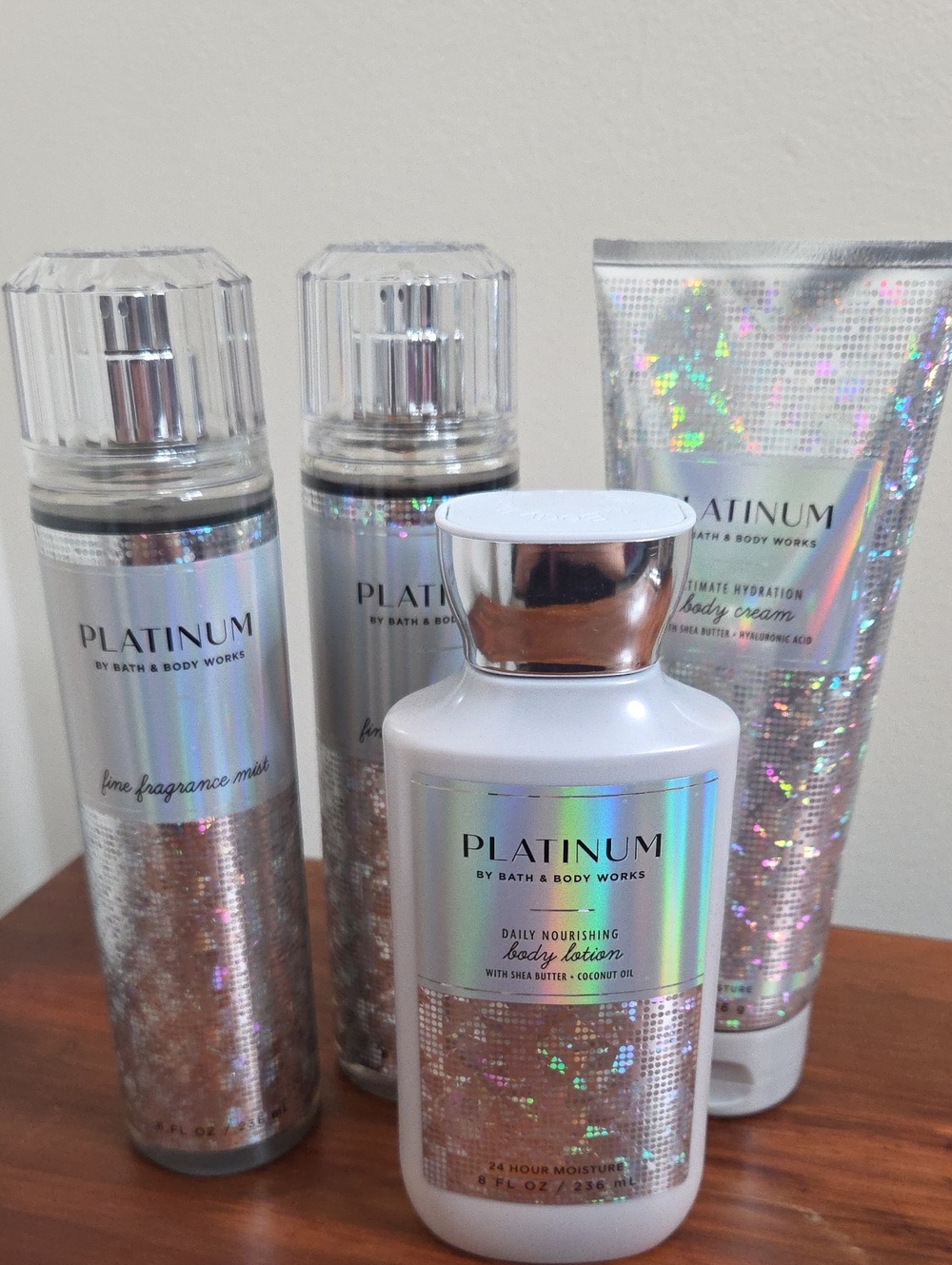 Bath & Body Works Platinum Bath & Body Set - Iridescent Silver Holographic